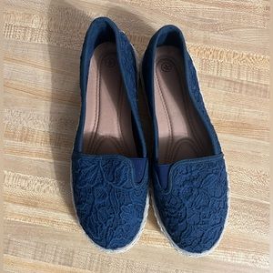 Navy blue flats 8/39